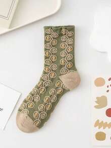 1/3/6/9 Pairs Random Women's Vintage 3D Embossed Floral Palace Style Mid-Calf Socks - Multicolor - View 14