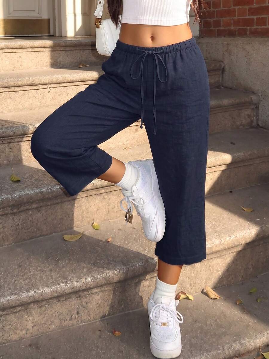 Celana Kasual Wanita Musim Panas Ringan dan Bernapas dengan Pinggang Elastis dan Tali Serut, Potongan Longgar dan Santai, Serbaguna, Modis, Kaki Lebar, Panjang 7/8 - Navy Blue - View 1