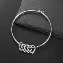 [Personalizado] 1 pieza Pulsera con colgante de corazón personalizada con 1-5 nombres, pulsera de promesa para pareja familiar, pulsera personalizada con símbolo de nombre y fecha, adecuada para cumpleaños, aniversario, Día de San Valentín, Día de la Madre, Día del Padre, Navidad, temporada de graduación, regalo conmemorativo, para familia, amigos, compañeros de clase, accesorio de joyería conmemorativa de equipo - Multicolor - Ver 5