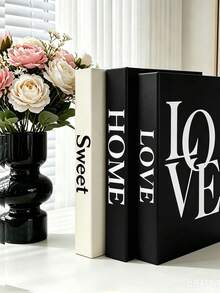 3 piezas/1 pieza Libros decorativos falsos Love+Sweet+Home, decoración del hogar con texto cálido, adecuado para sala de estar, dormitorio, soporte de TV, estantería, pared, esquina, entrada, vestíbulo, diseño de escritorio en capas, regalo para maestros - Blanco y Negro - Ver 2