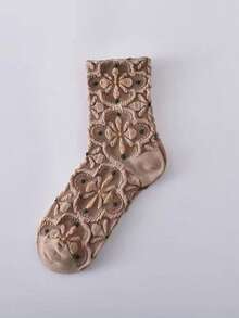 1/3/6/9 Pairs Random Women's Vintage 3D Embossed Floral Palace Style Mid-Calf Socks - Multicolor - View 16