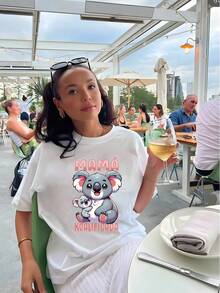 Oversized Women Short Sleeve Crew Neck Tee, Koala Mom "Koalificada" Print Loose Comfort Top For All Seasons - 白色 - 查看 4