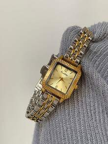 Oval-Shaped Women's Quartz Watch With Arabic Numeral Dial, Fashionable Mid-Century Style, Suitable For Daily Wear, Gifts And Parties - Silver and Gold - View 9