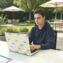 2件裝透明水晶防震保護殼，相容 MacBook/Matebook，全透明硬 PC 材質，附通風孔，貼合筆電外殼，適用 13 Neo/13.3 Air/13.3 Pro/13.6 Air/14.2 Pro/15 Air/16.2 Pro/D16/14 Ultra - 查看 8