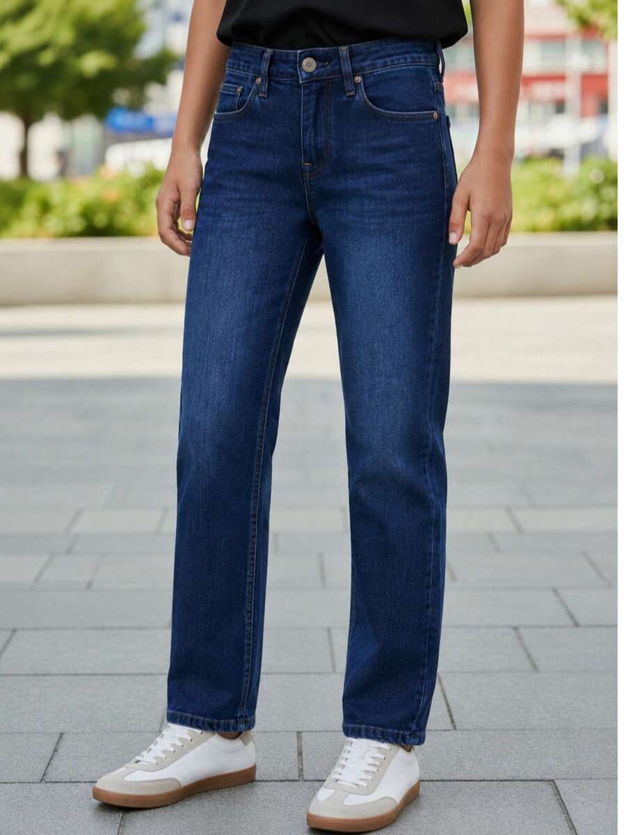CHUEKITOS. Pantalón de mezclilla para niño corte vaquero, deslavado y con bigotes, con resorte ajustador en la cintura - Azul lavado oscuro - Ver 1