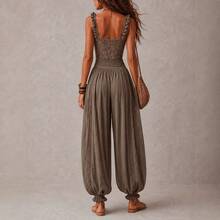 Boho Spliced Lace Camisole Jumpsuit Scalloped Neck Shirred Waist Crinkle Fabric Loose Harem Pants Outfit - Grey - View 2