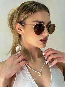 1 Pair Elegant Round Oversized Fashion Glasses, Vintage Personalized Casual Versatile Women's Eyewear, Suitable For Daily Wear, Street Photography, Vacation, Travel, Summer Beach Holiday, Outdoor, Travel Beach Accessory - Gold - View 1