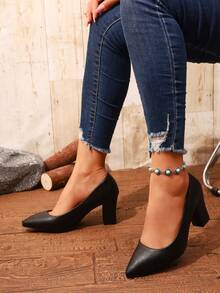 Geeyea Women Solid  Matte Leather Pumps, Slim Pointed Toe Plain No-Decor Front Mid Thick Square Block Heel Elegant Bridal Interview Work Footwear - 黑色 - 查看 3