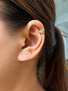 1 pieza Mini aro de oreja de cobre con circonita en forma de abeja - Amarillo Oro - Ver 4