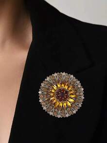 1pc Exaggerated Sunflower Brooch, Luxury Elegant Design Pin Clothing Accessory Corsage - Gold - View 7