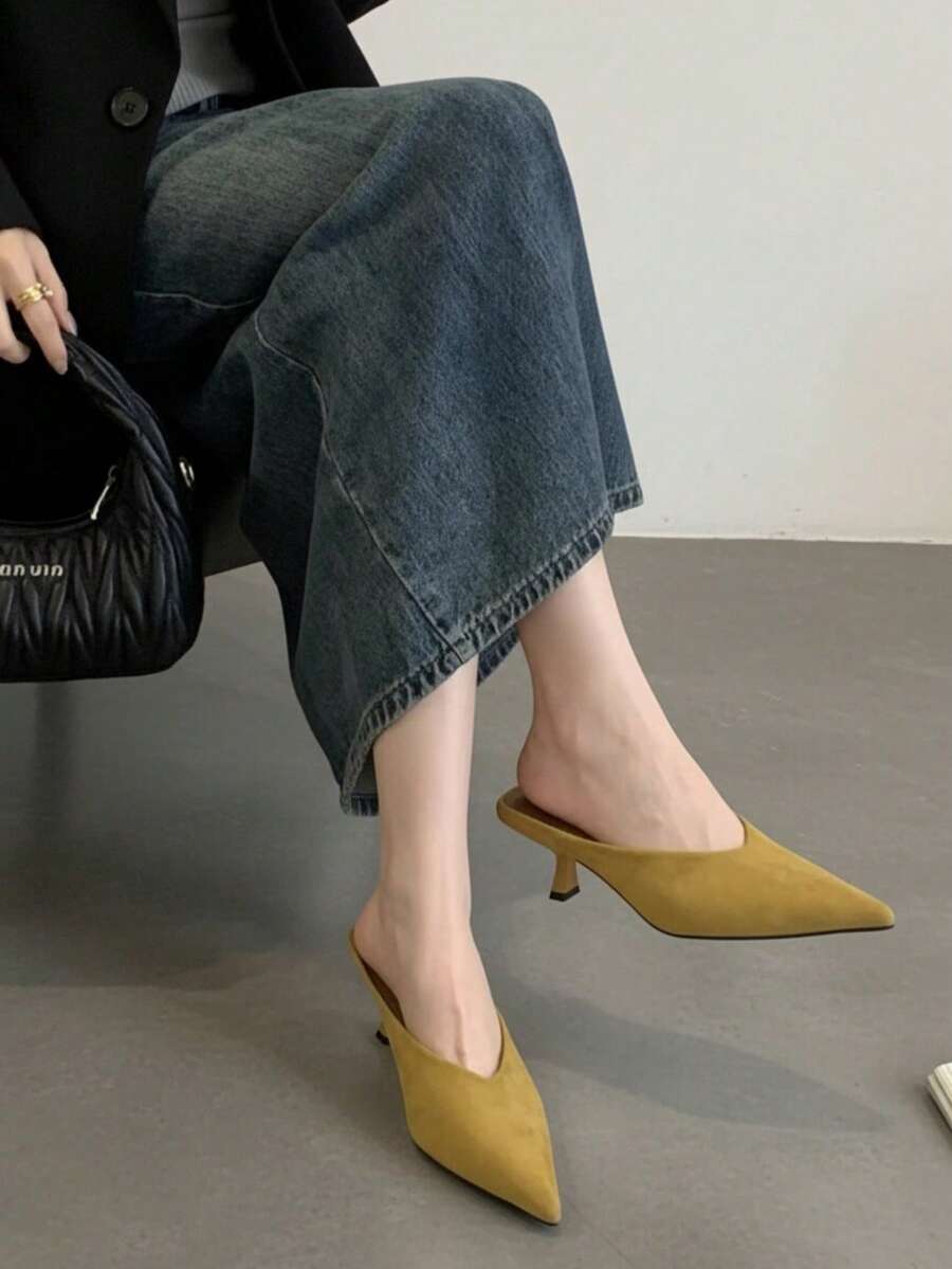 2026 New Plus Size Mustard Yellow Pointed Toe Low Thin Heel Outdoor Sandals - Yellow - View 1