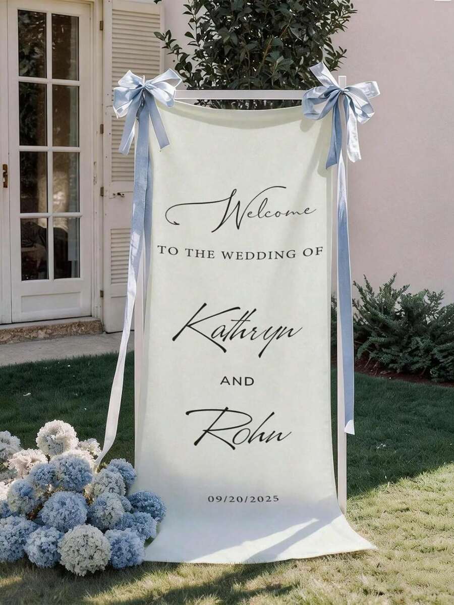 Letrero de Bienvenida Personalizado para Boda | Pancarta de Tela Vertical para Boda | Fondo Personalizado con Nombre & Fecha | Decoración Rústica para Ceremonia al Aire Libre - Multicolor - Ver 1