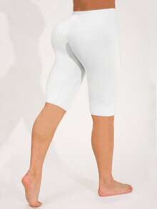Spring/Summer Fashion Elegant Women's Minimalist Black Short Tight Leggings, Daily Commute Outing Base Layer Socks, Casual Sports Walking Bermuda Pants, Fitness Training Running Pants, High Elasticity Soft Comfortable Squatting Gymnastics Shaping Butt-Lifting Yoga Pants, Outdoor Vacation - Multicolor - View 23