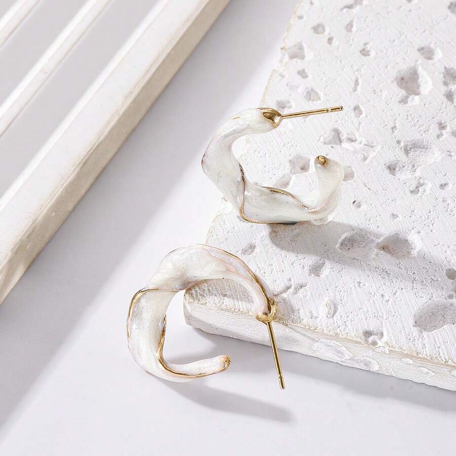 Pendientes de botón de mariposa, pendientes de mariposa de oro, joyería de filigrana hueca, pendientes de malla de alambre fino, pendientes minimalistas para fiesta y boda para mujeres - Rosca - Ver 1