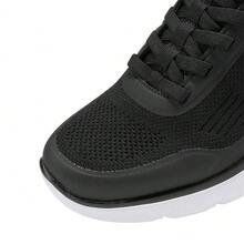 Skechers Sepatu jalan bertali rendah, sepatu olahraga kasual pria yang serbaguna dan ringan untuk bepergian dan beraktivitas di luar ruangan. - Hitam - View 6