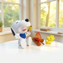 Miniso Snoopy Travel Buddy 鮮豔主題角色驚喜盒 時尚拋光 PVC 迷你雕像 房間擺飾 收藏紀念禮物 (1 件隨機發貨) - 彩色 - 查看 2