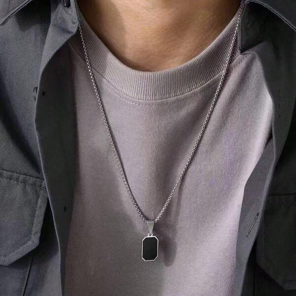A Simple Punk-Style Black Stainless Steel Painted Pendant Necklace, Suitable For Everyday And Business Settings, Designed Specifically For Men.