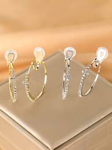 1 Pair Fashionable New Rhinestone Cross Circle Clip-On Earrings For Women, No Piercing Required, Elegant Elegant Ear Jewelry - Ear Clip - View 4
