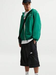 Nike Celana Pendek Olahraga Tenun Pria AS M NK CLUB OS CARGO SHORT IF8543-010 - Hitam - View 3