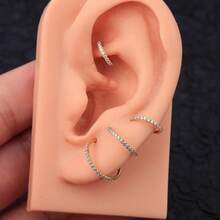 1 pezzo Anello nasale rotondo con cerniera, gioiello per setto in oro, orecchino in acciaio inossidabile con zirconi incastonati lateralmente per cartilagine, orecchini in oro da donna, set di orecchini mini per piercing cartilagine orecchio, orecchini rotondi/anelli nasali stile Y2K, adatti per piercing orecchio, naso, labbra, gioielli per il corpo unisex. Piercing nasale. Adatto per vacanze estive, attività quotidiane, feste, Ringraziamento, feste di compleanno, ballo in bar, San Valentino, Pasqua, Ognissanti, stagione scolastica, regalo di compleanno per fidanzata/fidanzato/genitori - Come mostrato nella foto - Visualizzare 4