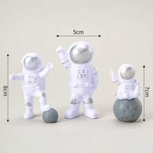 3pcs Exquisite Astronaut Decorative Figurines, ABS Material, Outdoor Garden Home Living Room Desktop Decoration, Birthday Cake Party Decoration Accessories - Star - View 7