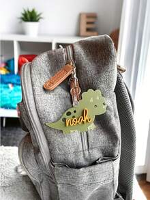 Llavero de acrílico personalizado con nombre, etiqueta de nombre personalizada, forma de dinosaurio, llavero de acrílico personalizado con el nombre deseado - Multicolor - Ver 7