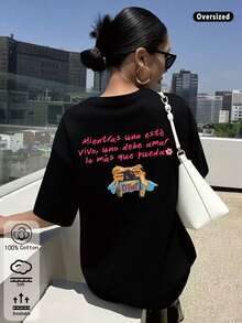 Camiseta holgadaDieses Produkt stammt aus dem Jahr 2026. Das exklusive Oberteil der neuen Frühjahr-Sommer-Kollektion ist ein elegantes weißes Hemd mit kurzen Ärmeln und Rundhalsausschnitt. T-Shirt, speziell für - Noir 1 - Übersicht 1