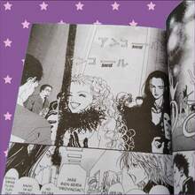 Comics & Graphic Novels - Single Book - View 4