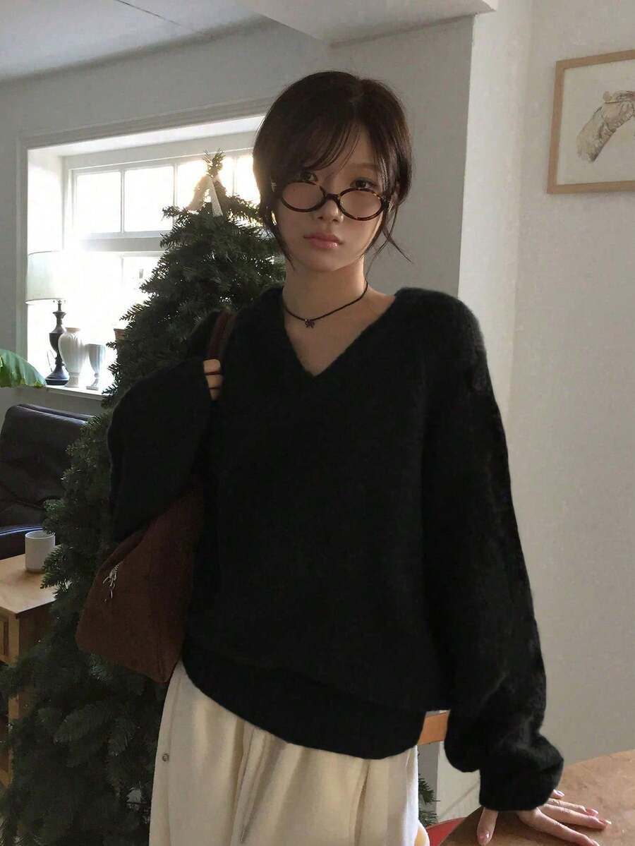 Korean Style Minimalist V-Neck Loose Fit Versatile Slouchy Solid Color Sweater