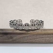Silver Smiling Face Bracelet, Delicate And Minimalist Design, Suitable For Dates, Gatherings, Party Gifts - Multicolor - View 2