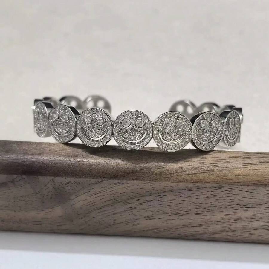 Silver Smiling Face Bracelet, Delicate And Minimalist Design, Suitable For Dates, Gatherings, Party Gifts - Multicolor - View 1