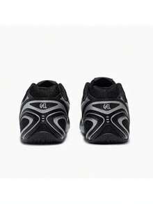 Asics Sepatu Lari Unisex GEL-PHAI Z Low-Top 1203B126-001 - Perak - View 6