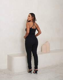 Women's Black Denim Jumpsuit With Button Details, Long Slim-Fit Sleeveless Style With Pockets And Medium Stretch, Perfect For Autumn Looks. - 深灰色 - 查看 3