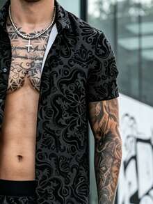 1 Set Men's Sports Casual Outfit, All-Over Print Summer Lapel Shirt And 5-Point Shorts, Streetwear Style - Black - View 5