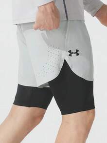 Under Armour 二合一競速跑步系列輕量化防磨內襯開衩透氣抽繩腰男士短褲 - 淺灰色 - 查看 9