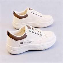 Women Soccer Shoes - Q820 White - View 5