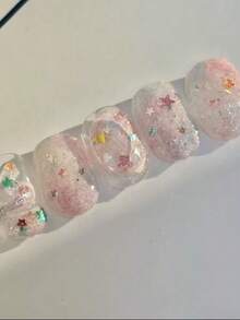 1盒粉紫色全息星星美甲混色亮片，薄片不對稱雲母片附四角星與小花裝飾，細緻七彩極光偏光效果，細粉末質地、附著力佳且低粉塵，適用裸粉冰透漸層與貓眼裸色美甲DIY，打造溫柔甜美仙氣指尖氛圍，居家手工美甲與美甲沙龍裝飾材料 - 彩色 - 查看 3