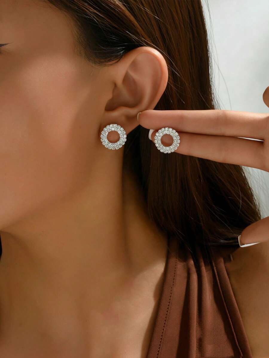 1pc Fashion Creative Personalized Circle Cool Daily Commute Earrings - Silver - View 1