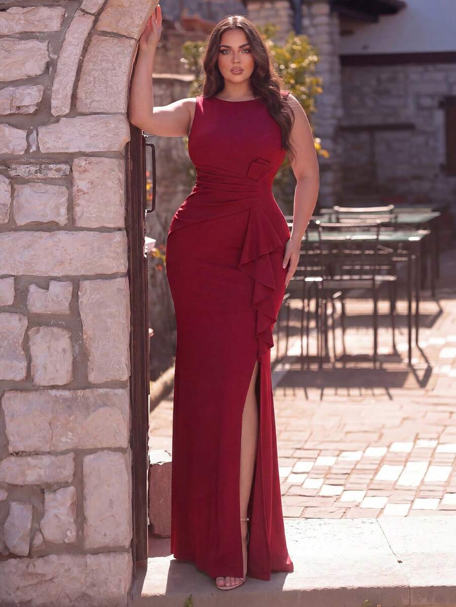 Faeriesty Women's Plus Size Elegant Red Sleeveless Boat Neck Maxi Dress With Ruffle Split Hem For Formal Occasions, Glamorous Formal Prom Cocktail Gown Wedding - Burgundy - View 1