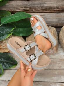 Khaki Q