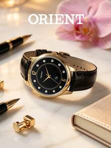 Orient 這款女款腕錶採用黑金陶瓷與鋼製錶帶設計，鑲鑽錶盤展現強烈的商務風格。作為高端女錶，具有耐刮損且耐用的特性，是都市菁英日常通勤與商務場合的理想選擇。這款時尚優雅的女錶是展現品味的經典之作，也是送給女性/女孩的完美禮物。型號：FQC0J003B0 - 黑色 - 查看 6