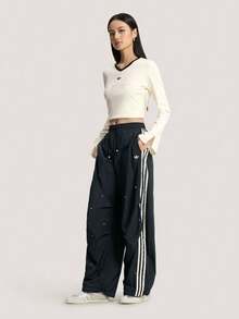 Adidas Originals Celana Panjang Olahraga Wanita P PANT Motif Garis Kontras Warna Tenun KS2865 - Hitam - View 7