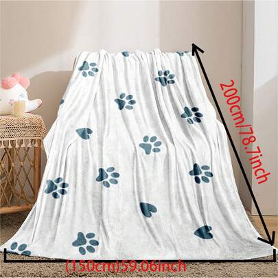Minimalist Blue Gray Cat Paw & Heart Print Flannel Blanket, Home Sofa Air Conditioner Cover, Pet Lover Dorm Nap Throw, Digital Print, 1pc