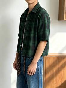 男士短版格紋短袖襯衫 復古街頭風鈕扣上衣 - 墨綠色 - 查看 3
