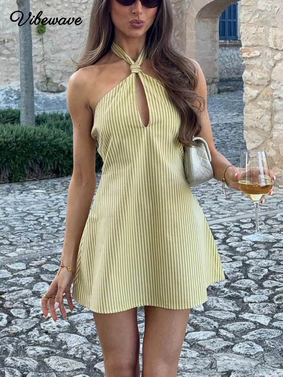 VIBEWAVE European & American Fashion Sexy Striped Backless Tie-Up Sleeveless Halter Neck Dress - Multicolor - View 1