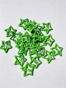 100pcs/60pcs Solid Color Star-Shaped Hair Clips, Women's Red White Green Hollow Star Hair Clips, Y2K Shiny Non-Slip Strong Grip Hair Accessories That Won't Damage Hair - Multicolor - Red, White and Green - View 4
