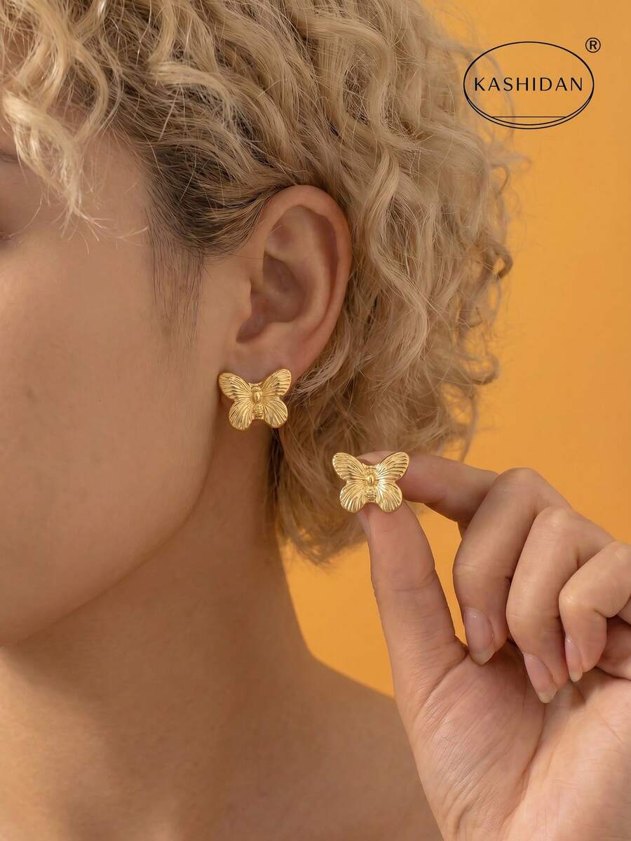 KASHIDAN 1 Pair Non-Fading Stainless Steel Waterproof Hypoallergenic Gold Butterfly Stud Earrings For Women. Wrinkled Texture Wing Design Vintage French Elegant High-End Jewelry. European And American Style Versatile Old Money Aesthetic Niche Design. Evening Party Street Wear Light Luxury Minimalist Unique Design Flattering Skin Tone. Gift For Girlfriend Mom Wife Birthday Valentine's Day Christmas Earrings Ins Style. Metallic Lively Insect Personalized Accessory