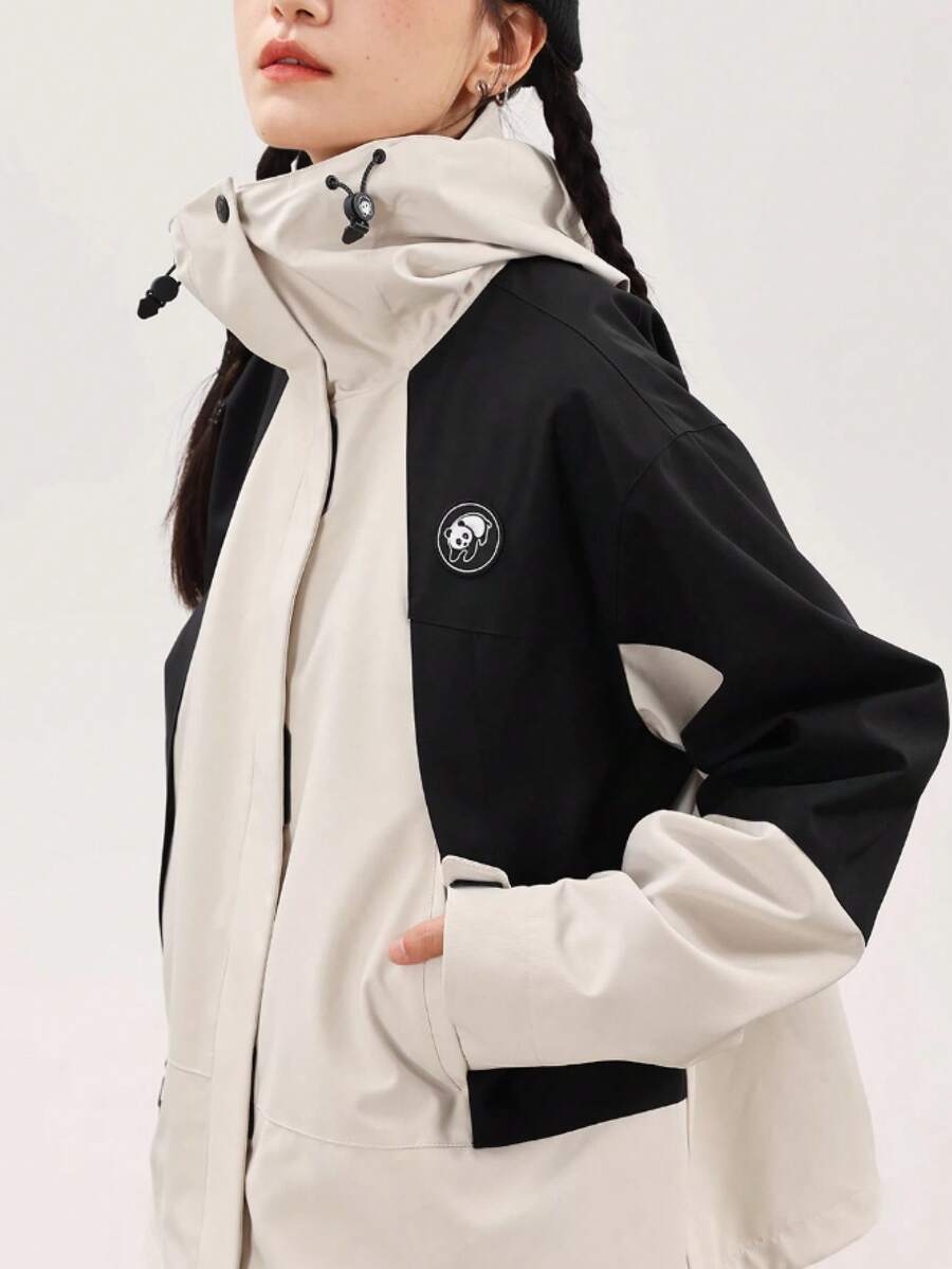 CAMEL CROWN 女款軟殼防水防風連帽戶外外套,輕量抓絨內裡登山夾克,適合露營、旅行、攀岩與日常穿著 - 奶咖白幻影黑 - 查看 1