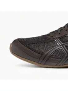 Asics Sepatu Lari Unisex GEL-PHAI Z Low-Top 1203B126-200 - Coffee Brown - View 3