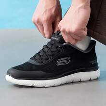Skechers Sepatu jalan bertali rendah, sepatu olahraga kasual pria yang serbaguna dan ringan untuk bepergian dan beraktivitas di luar ruangan. - Hitam - View 5